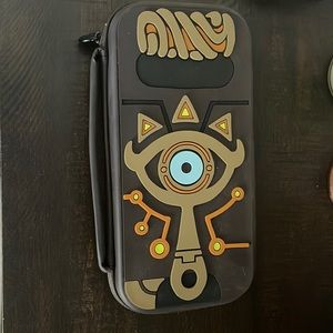 The legend of Zelda Nintendo switch case